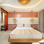 Reverie Lejlighedshotel 4*