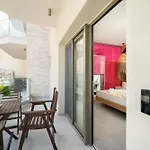Lejlighedshotel Reverie 4*