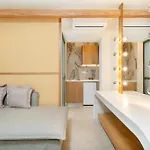 Apart-hotel Reverie 4*