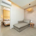 Apart-hotel Reverie 4*