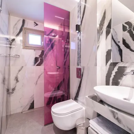 Lägenhetshotell Reverie